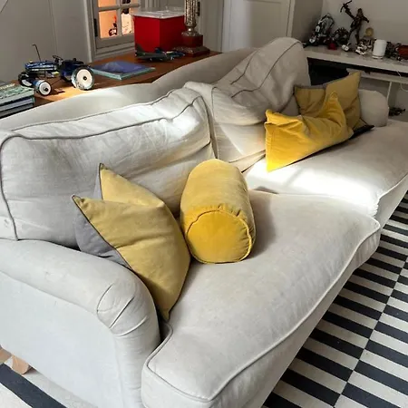 The In The Center Dresden